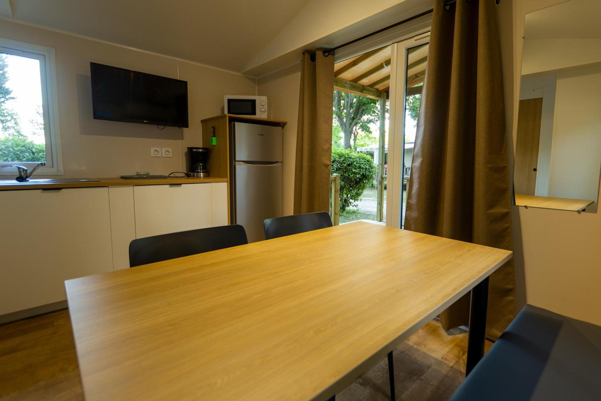Camping Les Avignon - La Laune Villeneuve-les-Avignon Bagian luar foto